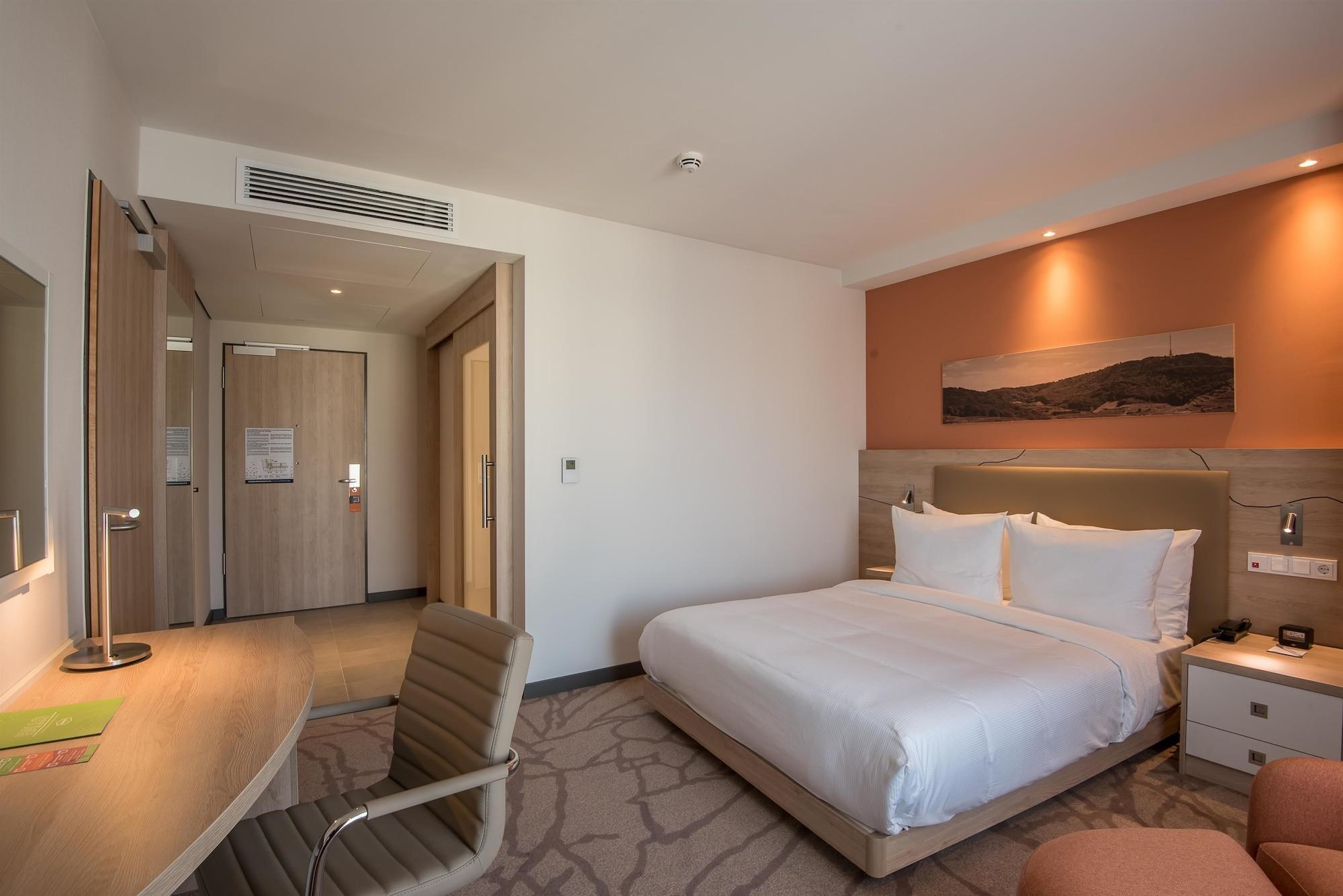 Hampton By Hilton Freiburg Hotel Ngoại thất bức ảnh