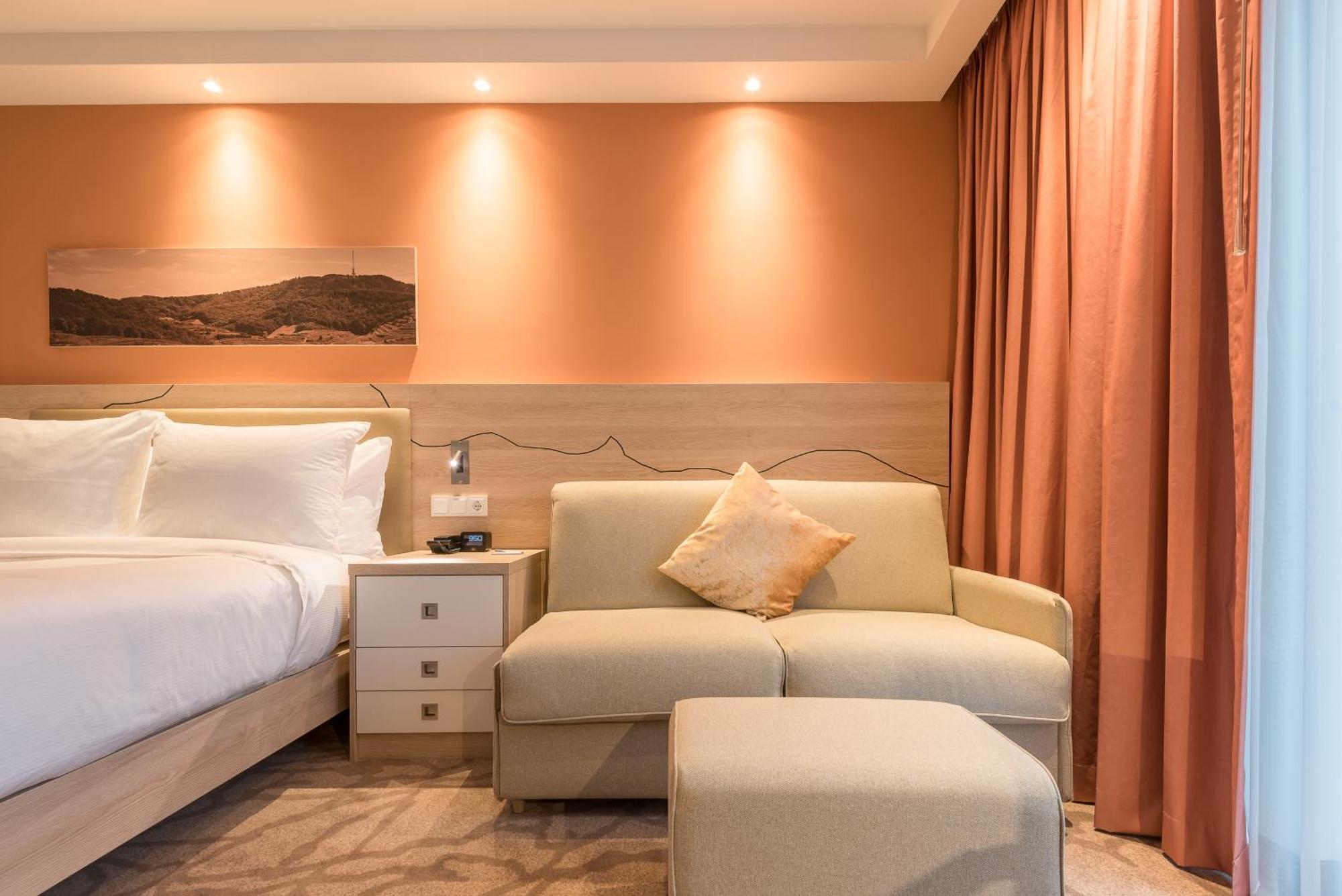 Hampton By Hilton Freiburg Hotel Ngoại thất bức ảnh