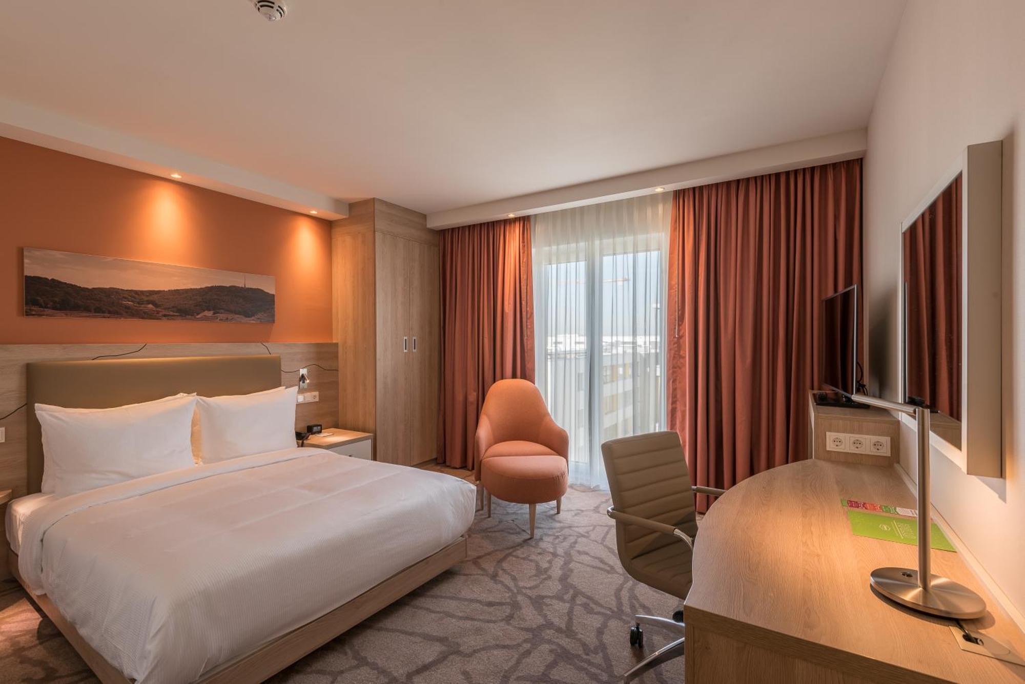 Hampton By Hilton Freiburg Hotel Ngoại thất bức ảnh