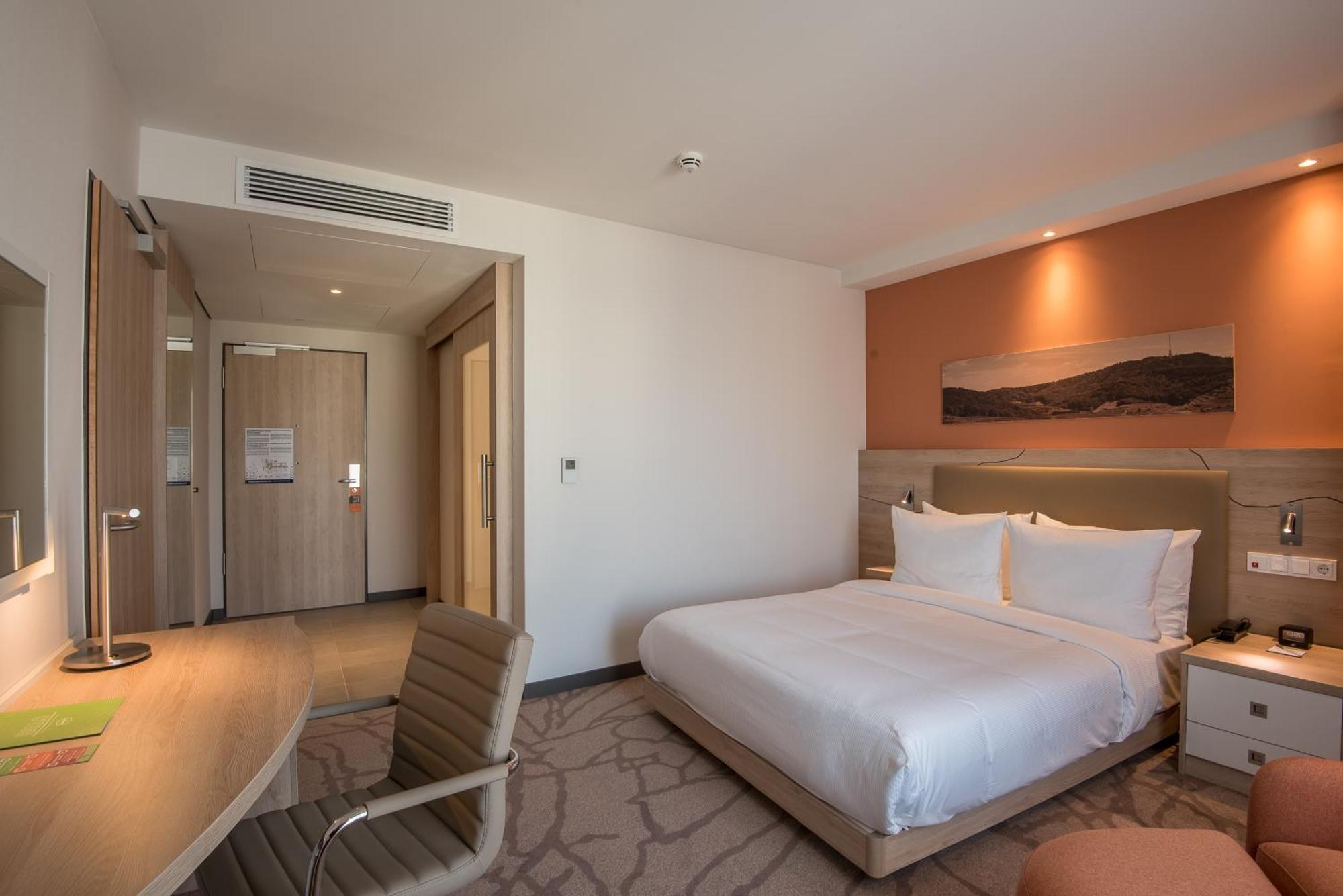 Hampton By Hilton Freiburg Hotel Ngoại thất bức ảnh