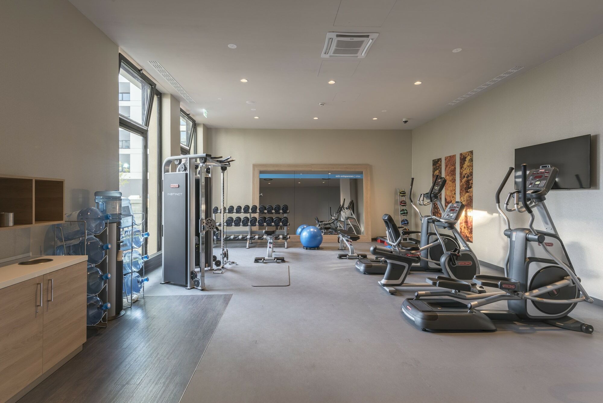Hampton By Hilton Freiburg Hotel Ngoại thất bức ảnh